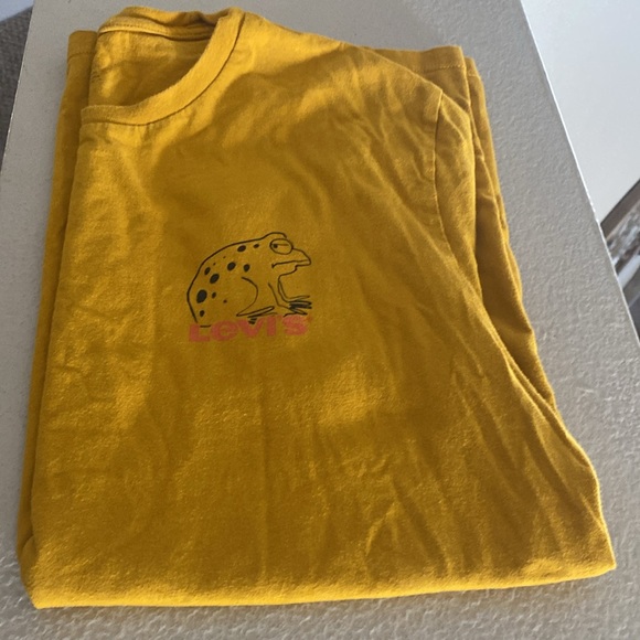 Levi’s size medium T-shirt Tee cute, frog outline, drawing on back and front - Picture 17 of 17